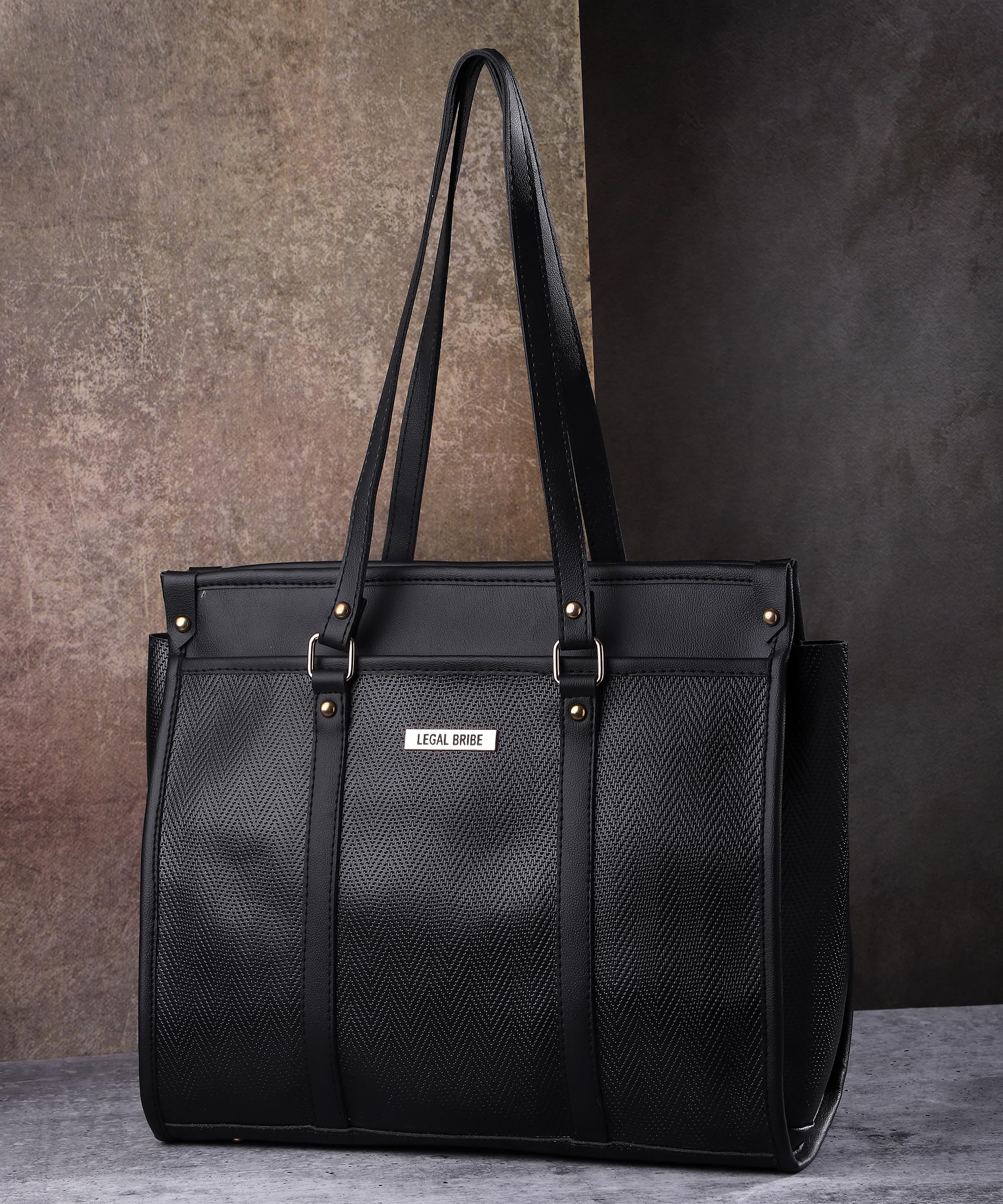 Lemura Stunning Tote Bag